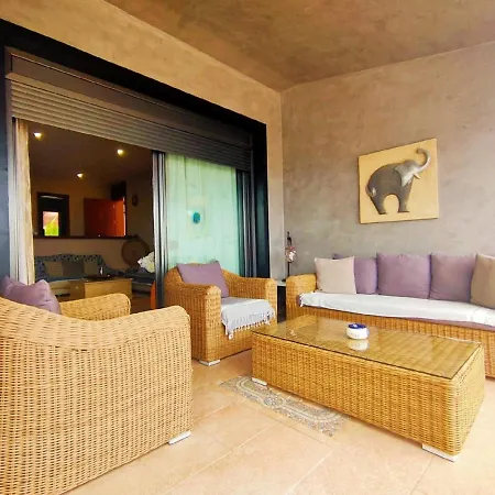 Tatil Evi Ferienhaus In Adeje Mit Beheiztem Pool