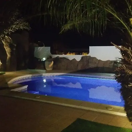 Ferienhaus In Adeje Mit Beheiztem Pool 아데제